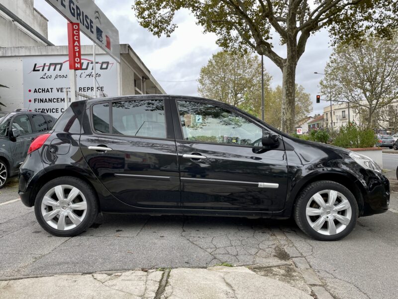 RENAULT CLIO III 2011