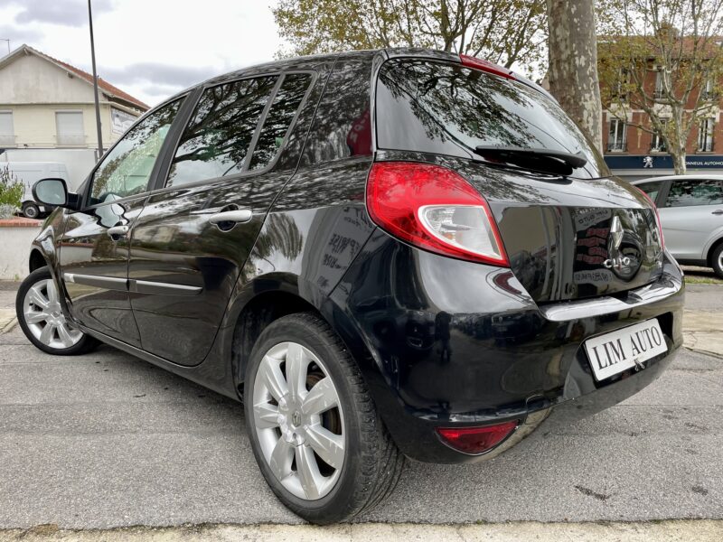 RENAULT CLIO III 2011