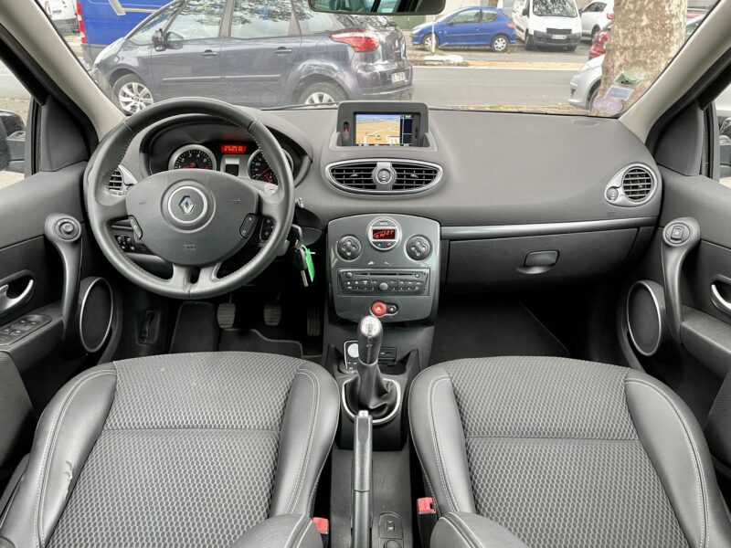 RENAULT CLIO III 2011