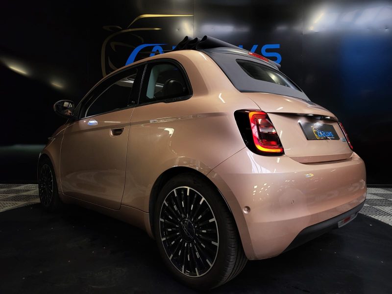 FIAT 500e 500C CABRIOLET MY22 ICONE / GOLD ROSE / CARPLAY