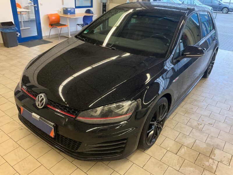 Volkswagen Golf 7 GTI 2.0 TSI 220ch BlueMotion Technology DSG6 