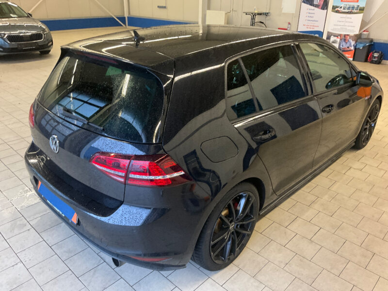 Volkswagen Golf 7 GTI 2.0 TSI 220ch BlueMotion Technology DSG6 