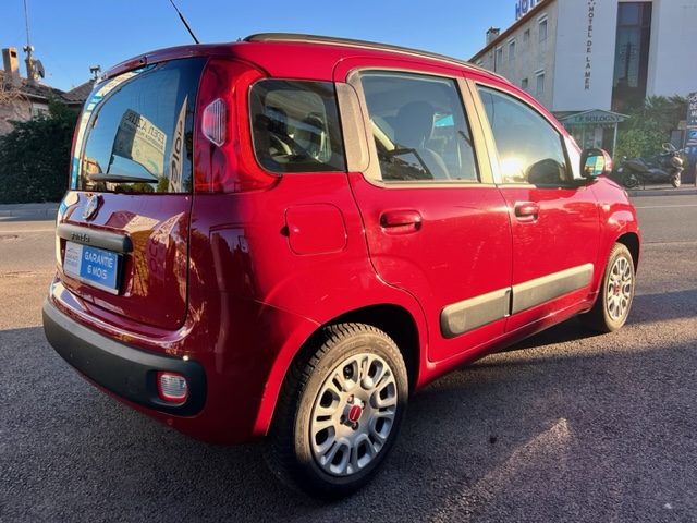 Fiat Panda 0.9 TwinAir Turbo 85CH Dualogic A { BVA }