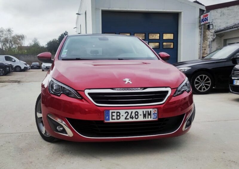 PEUGEOT 308 II 2016 féline 