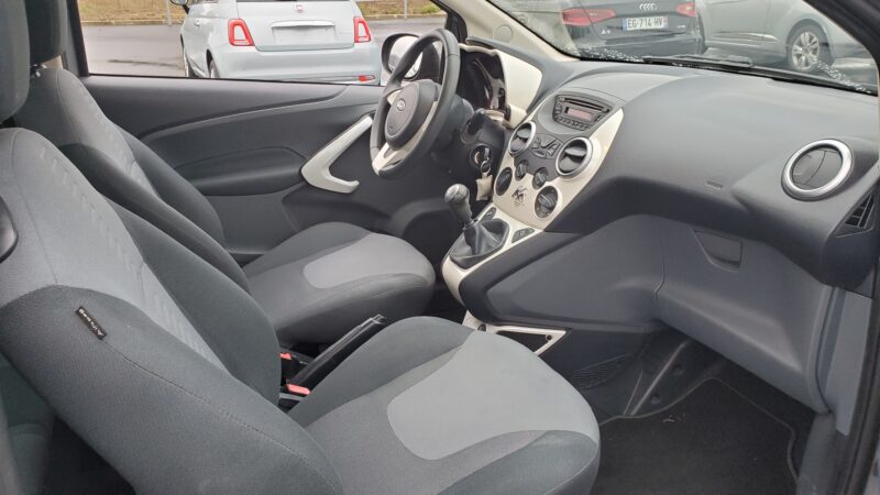 FORD KA 1.2 69cv TITANIUM