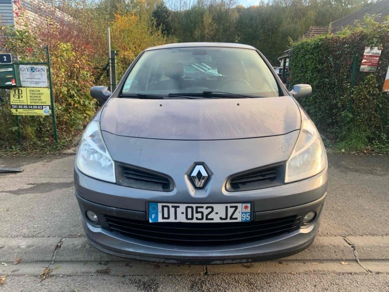 RENAULT CLIO III 1.5DCI 68CV