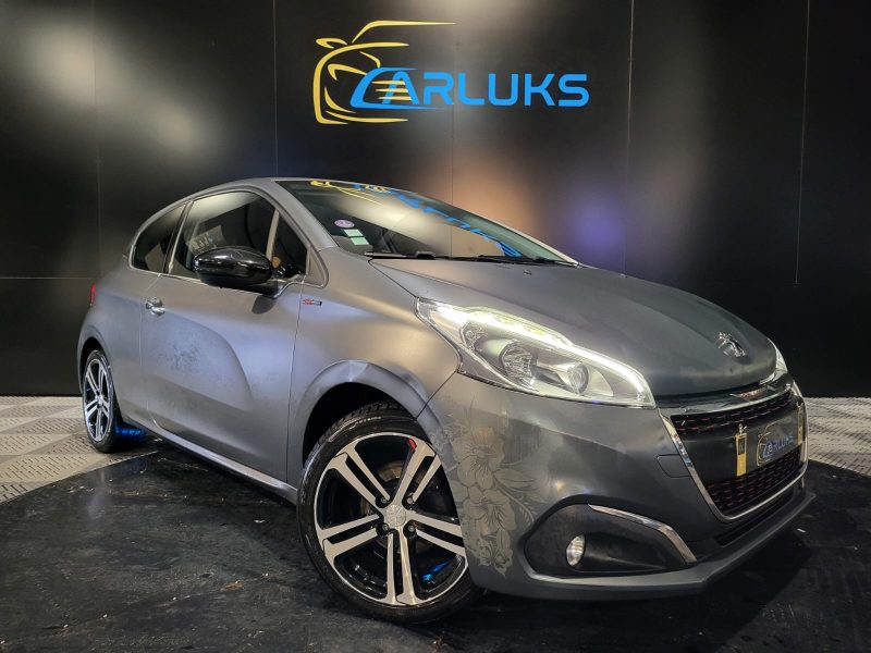 PEUGEOT 208 1.2 THP 110cv GT-Line // APPLE CARPLAY/PACK AUDIO JBL/SIEGES CHAUFFANT