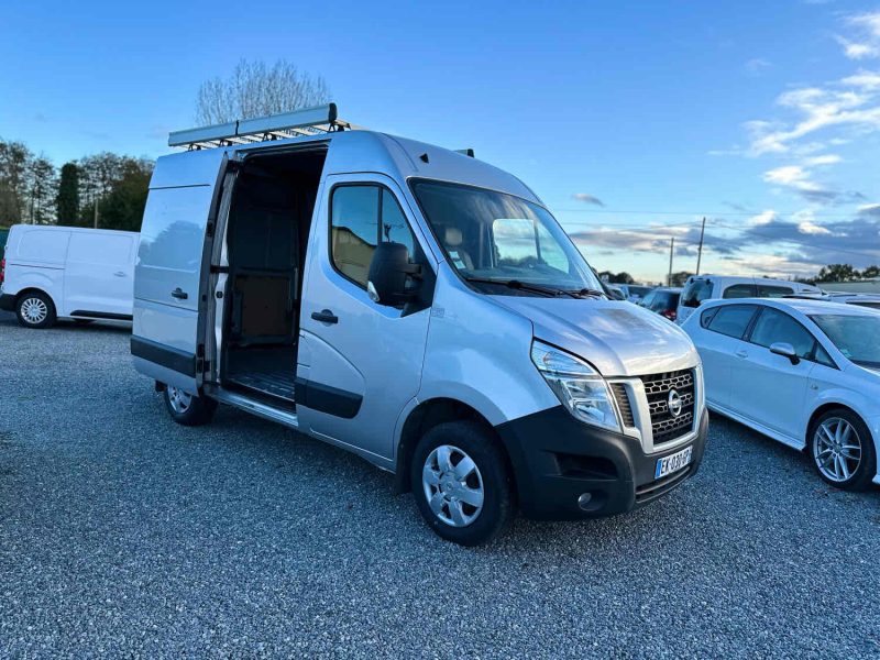 NISSAN NV400 Camionnette 2017