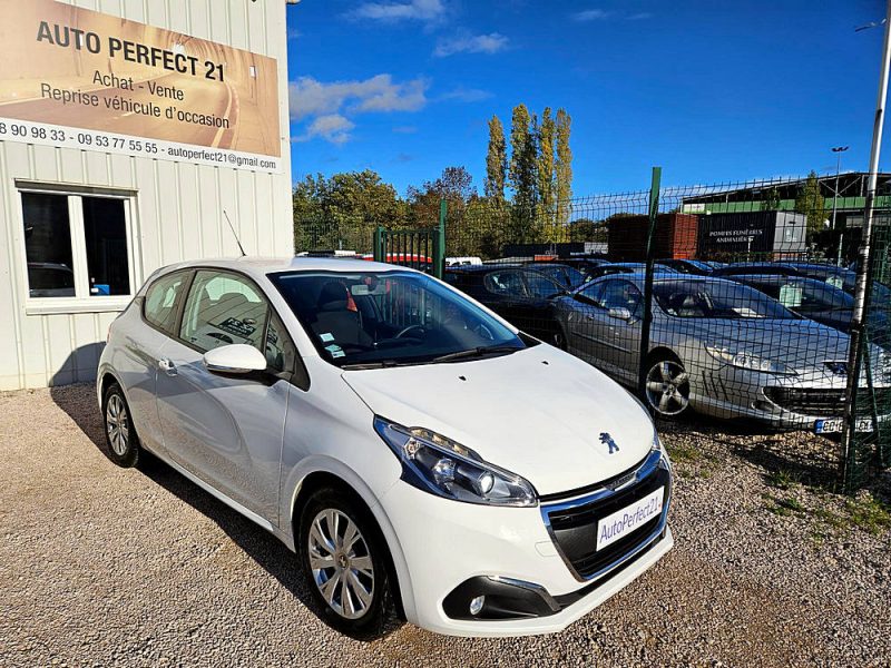 PEUGEOT 208 I 2015