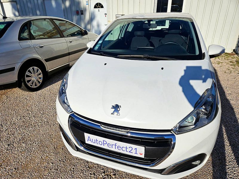 PEUGEOT 208 I 2015