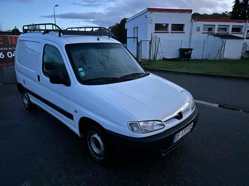 PEUGEOT PARTNER Camionnette/Monospace 2002