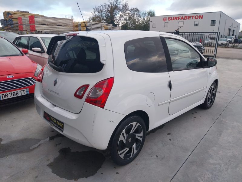 RENAULT TWINGO II 1.2 16V 75cv Dynamique