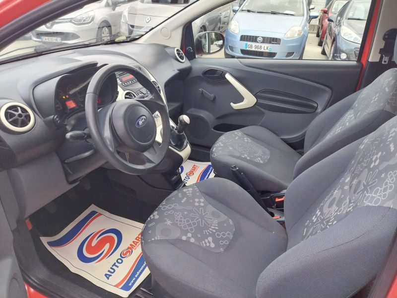 FORD KA 1.2 69 Ambiente