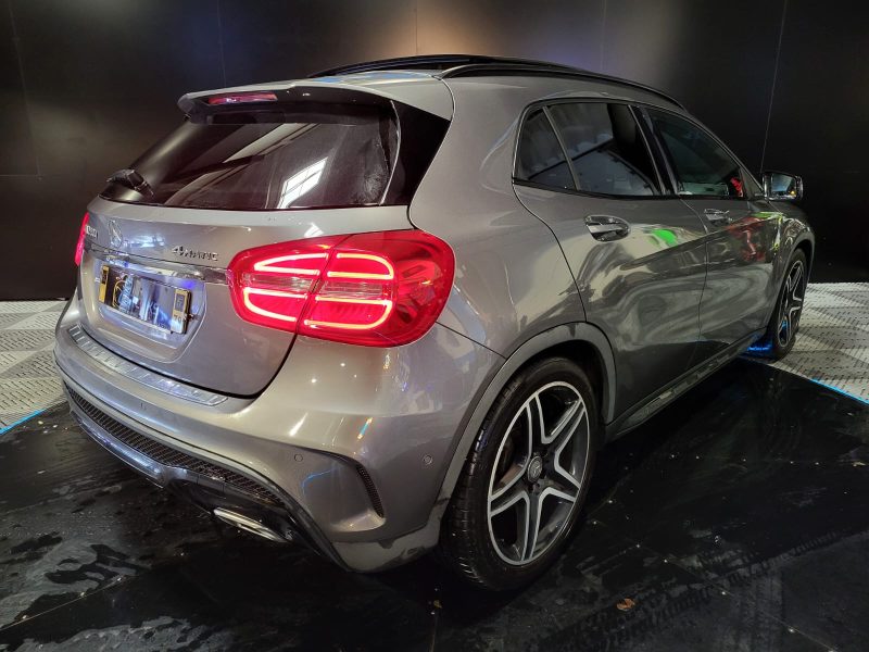 MERCEDES CLASSE GLA 220d 177cv Fascination 4Matic 7G-DCT // APPLE CARPLAY/SIEGES CHAUFFANT/TOIT OUVR