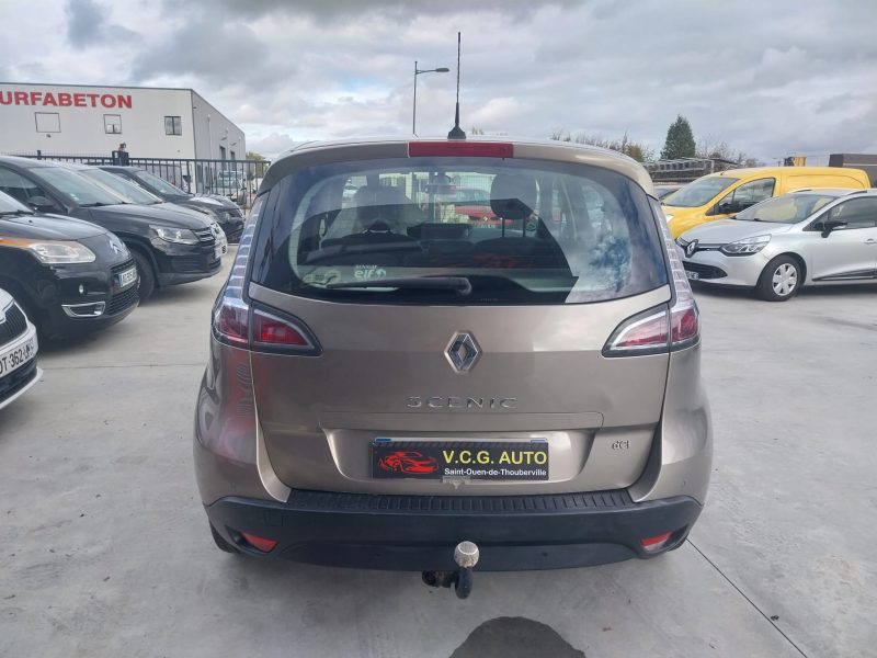 RENAULT MEGANE SCENIC III 1.5 DCi 110 Expression