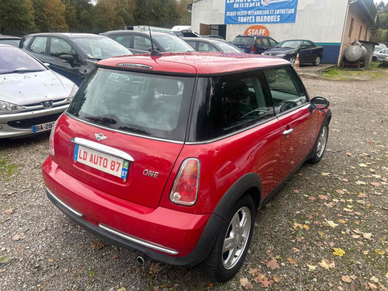 MINI MINI 2005