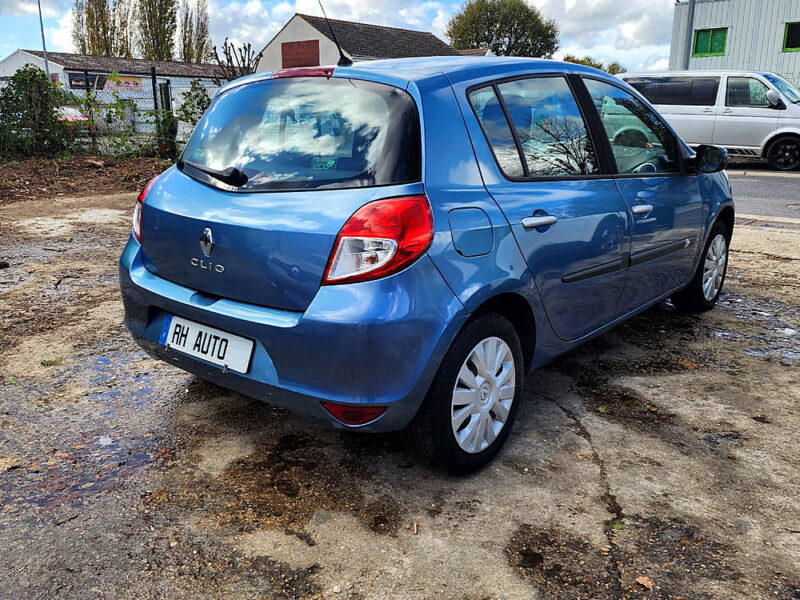 RENAULT CLIO III 2010