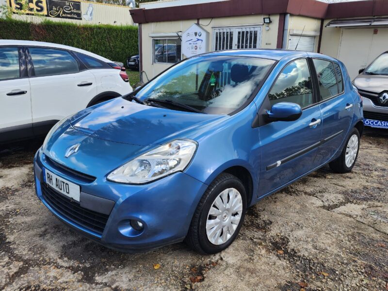 RENAULT CLIO III 2010