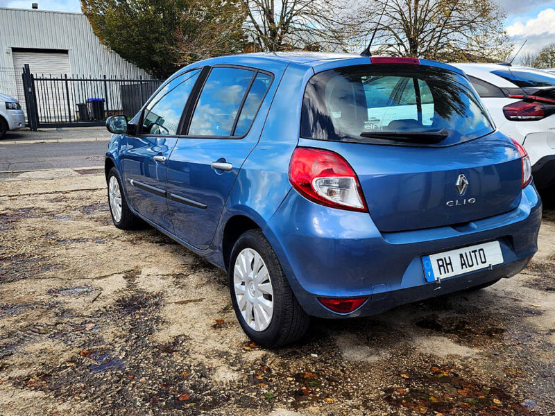 RENAULT CLIO III 2010