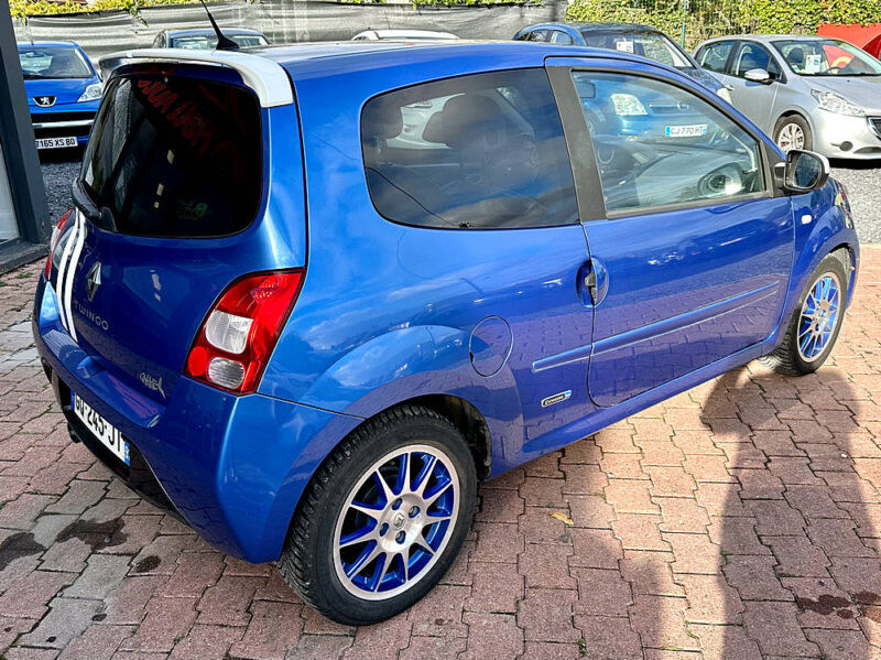 RENAULT TWINGO II 2011