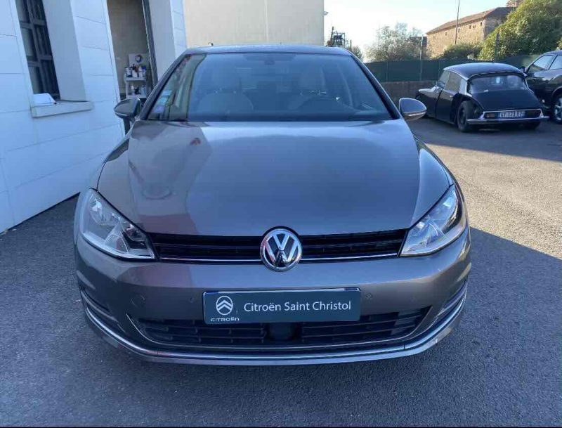 VOLKSWAGEN GOLF VII 