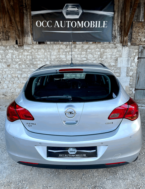 OPEL ASTRA J 2012