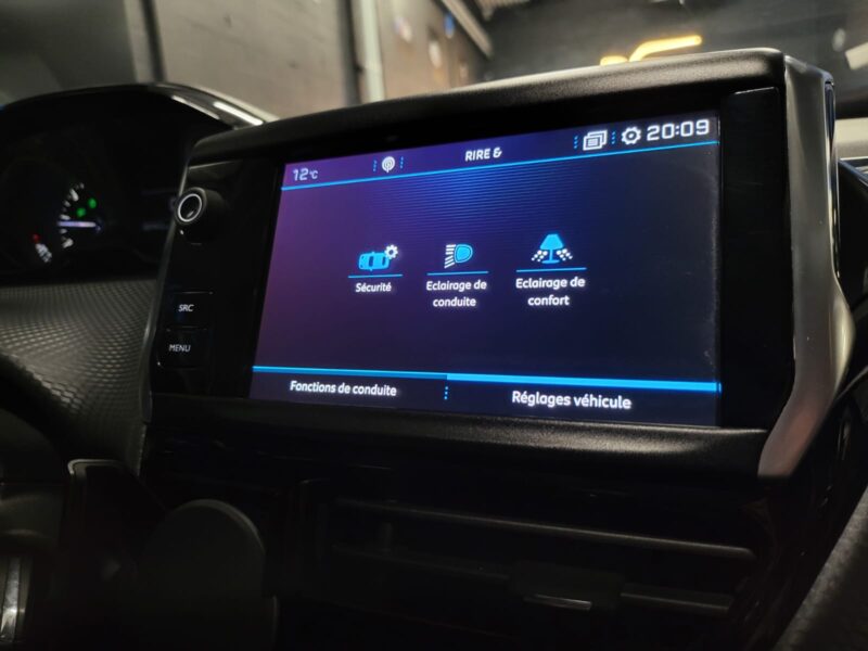 PEUGEOT 208 1.6 HDI 100 CV ALLURE CARPLAY / CLIMATISATION AUTO / RADAR DE RECU