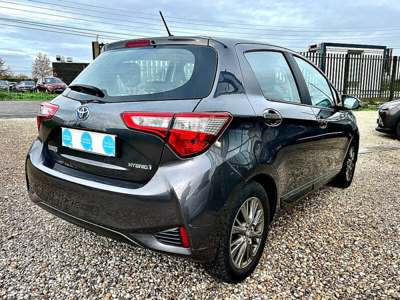 TOYOTA YARIS 2017