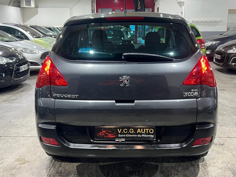 PEUGEOT 3008 Monospace 2013