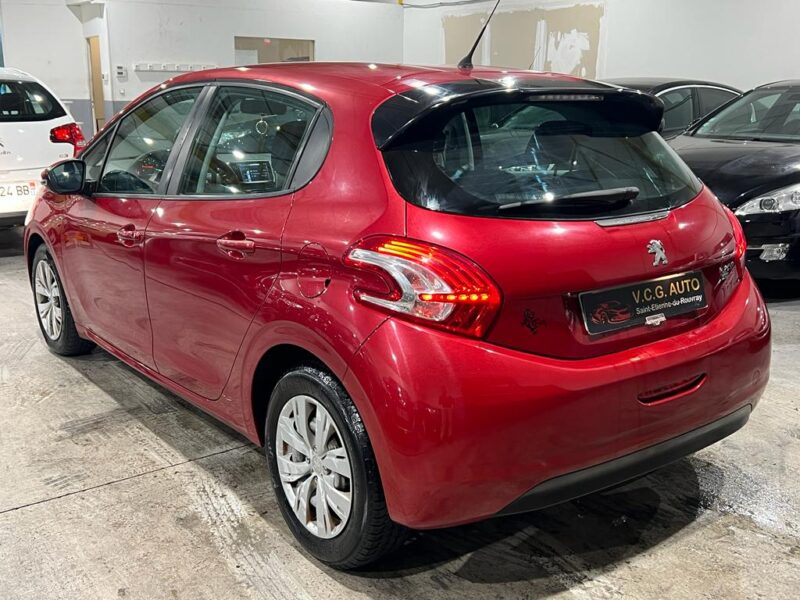 PEUGEOT 208 I 2013