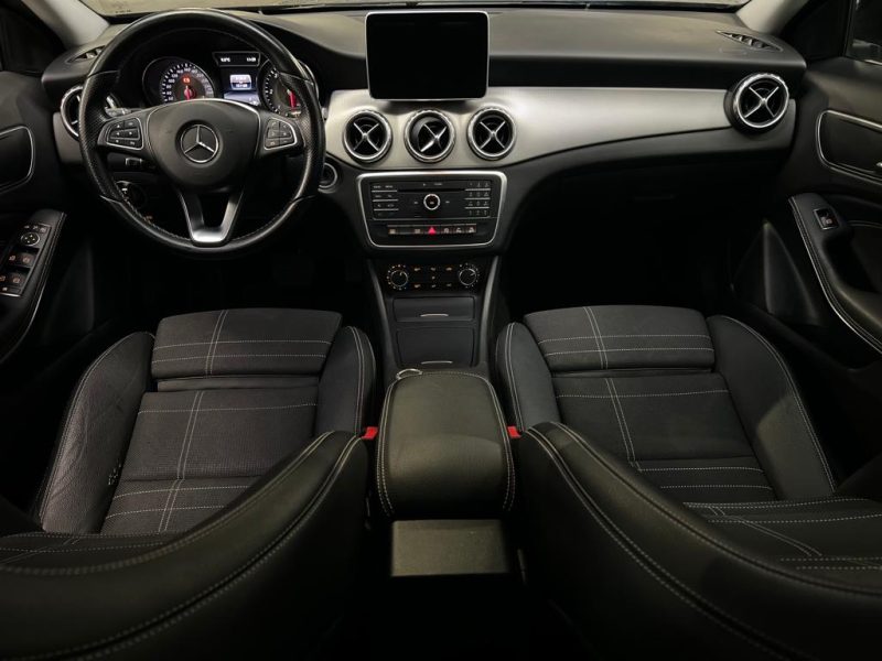 MERCEDES GLA 200D 136CH FASCINATION 4 MATIC