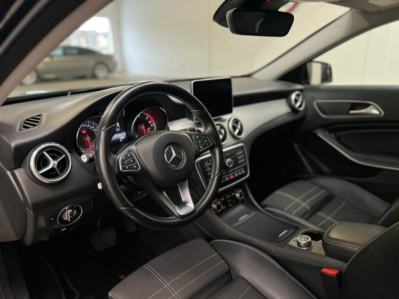 MERCEDES GLA 200D 136CH FASCINATION 4 MATIC