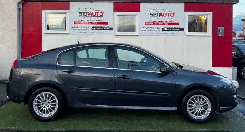 RENAULT LAGUNA III 2012