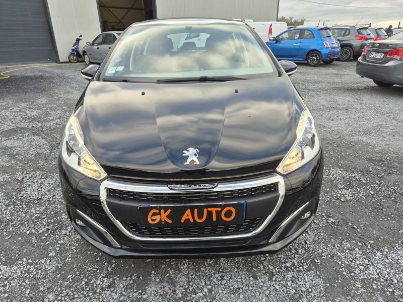 PEUGEOT 208 VTI 82CV 2018 53000 KM full options 