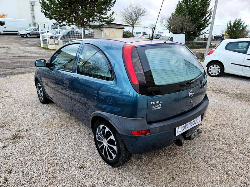 OPEL CORSA C 2001