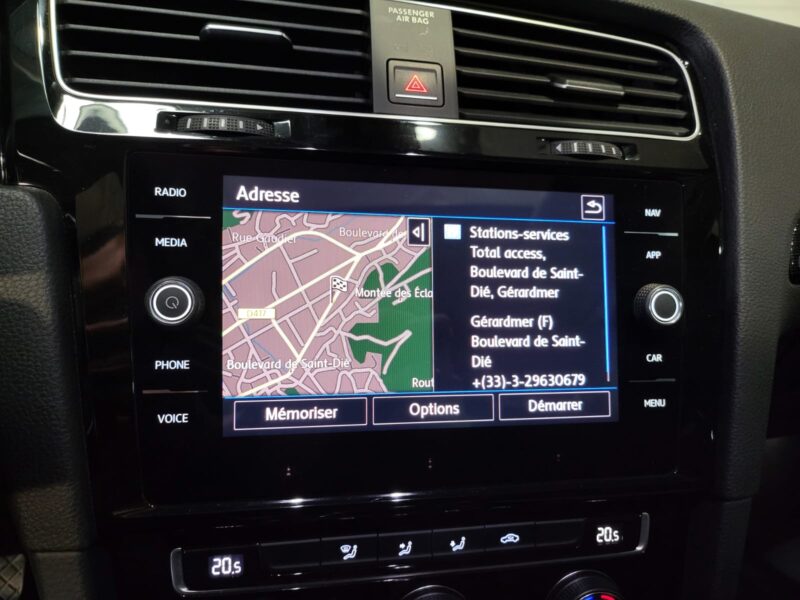 VOLKSWAGEN GOLF VII 2.0 TDI 150cv Carat DSG7 // APPLE CARPLAY/TOIT OUVRANT/CAMERA DE RECUL