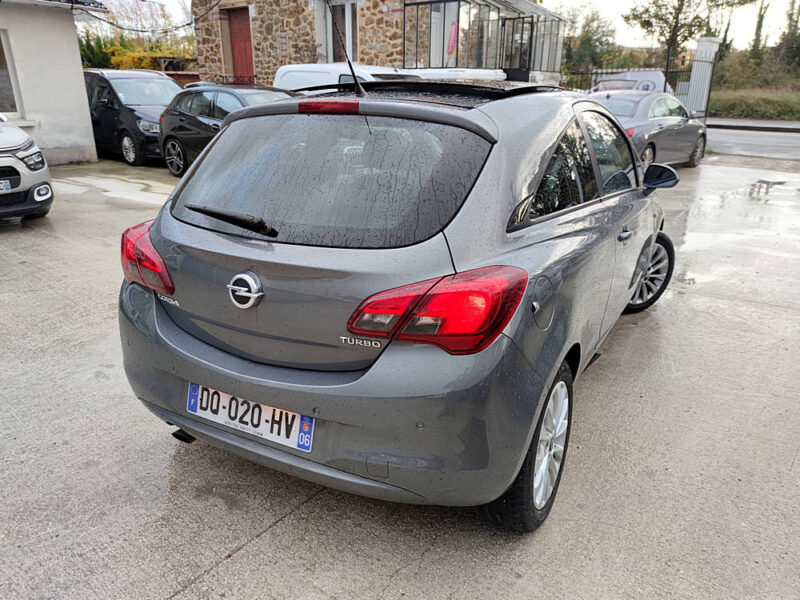 OPEL CORSA E 2015