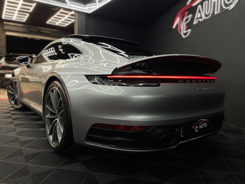 PORSCHE 911 2019