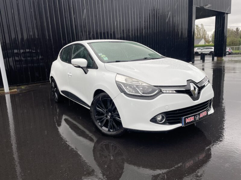 RENAULT CLIO 2015