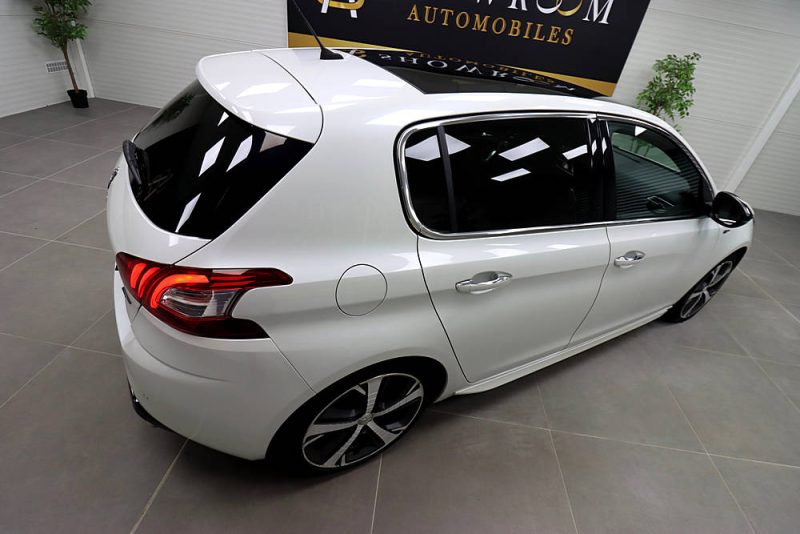 PEUGEOT 308 II 2015