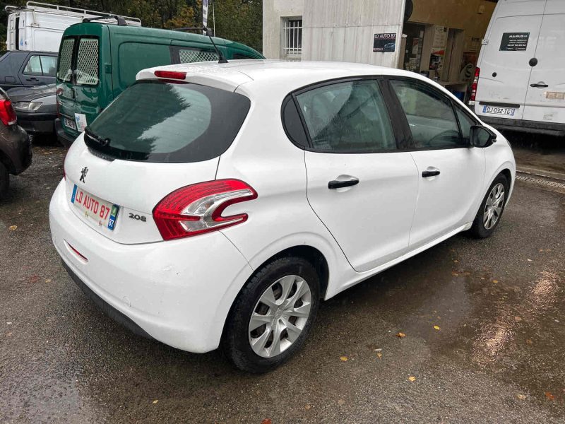 PEUGEOT 208 I 2013