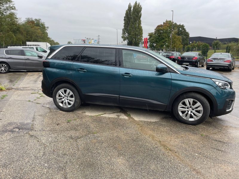 PEUGEOT 5008 II 2019