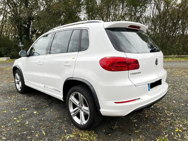 VOLKSWAGEN TIGUAN R-LINE