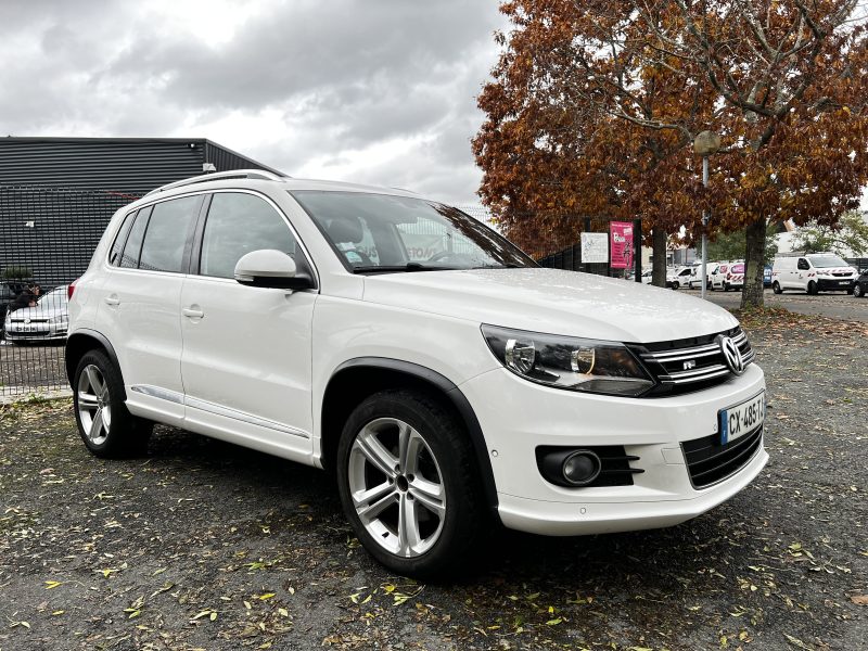 VOLKSWAGEN TIGUAN R-LINE