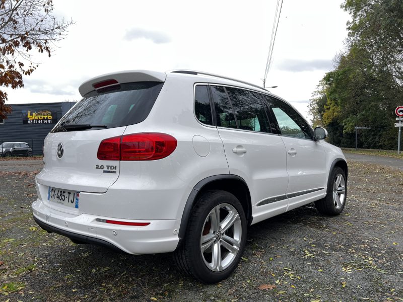 VOLKSWAGEN TIGUAN R-LINE