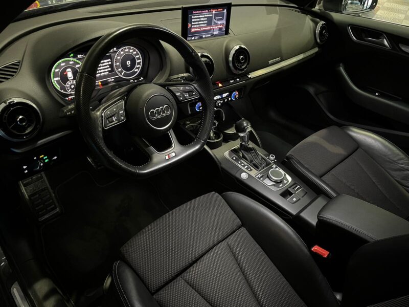 AUDI A3 SPORTBACK e-Tron Hybrid 1.4 TFSI 150cv S-Line S-Tronic7 // VIRTUAL COCKPIT/RADAR-AR/CLIM-AUT