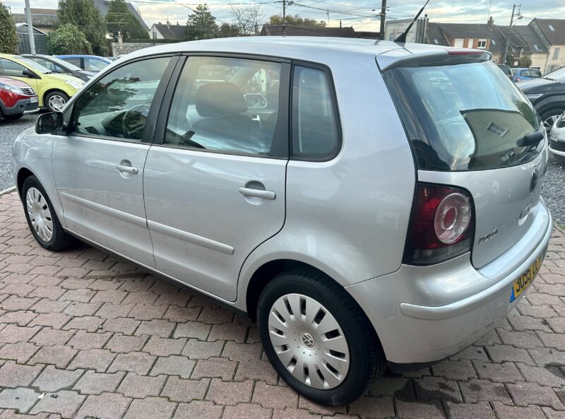 VOLKSWAGEN POLO 2007