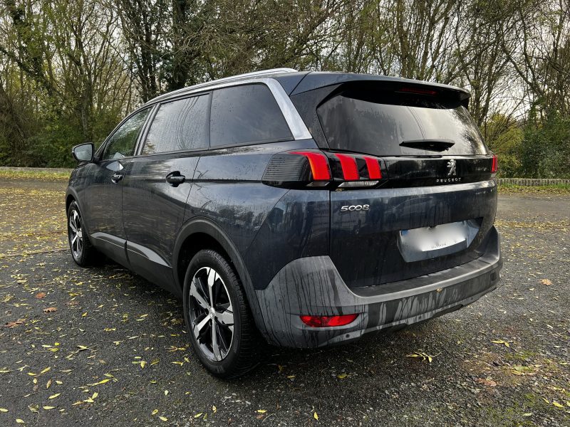 PEUGEOT 5008 II 2018