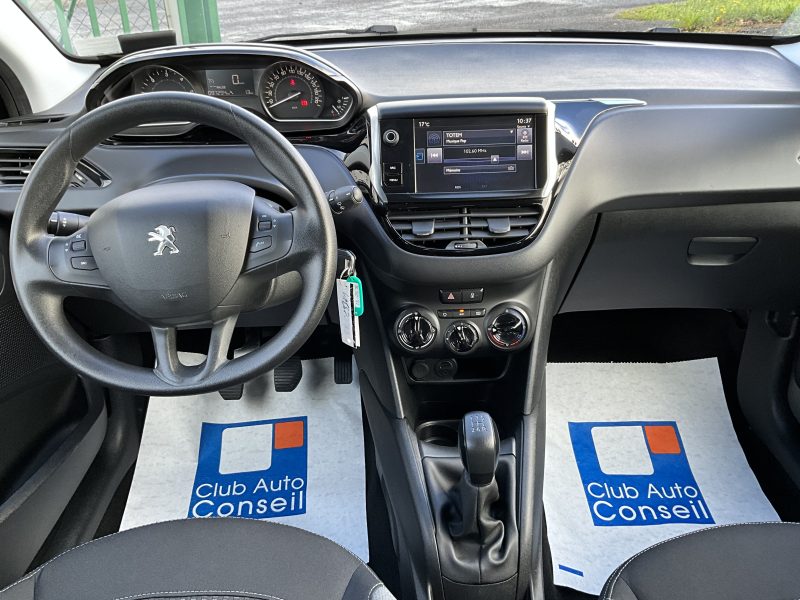 PEUGEOT 208 2016