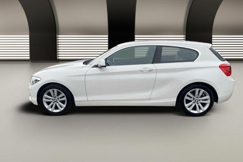 BMW Série 1 118d XDrive 150ch Urban Chic 